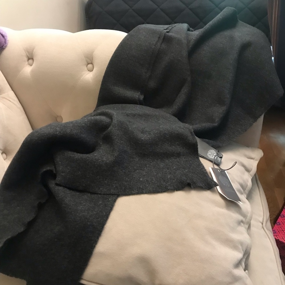 Vince Camuto scarf